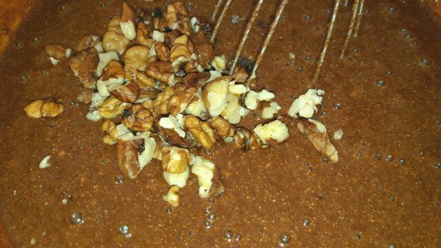 Vegan Caramel Cake with Walnuts