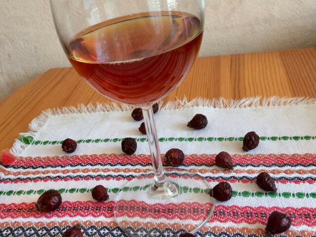 Homemade Rosehip Wine