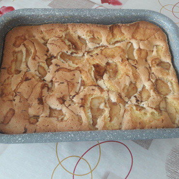 Very Fluffy Cake with Pears