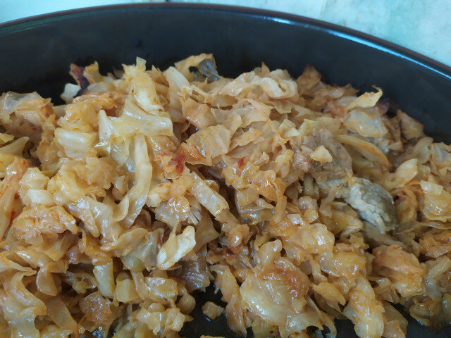 Easy Pork with Cabbage