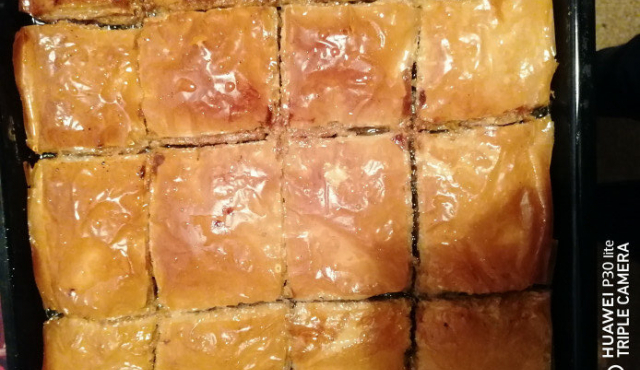 Greek Baklava with Cake Filling