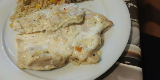 Chicken fillet with heavy cream and cheese
