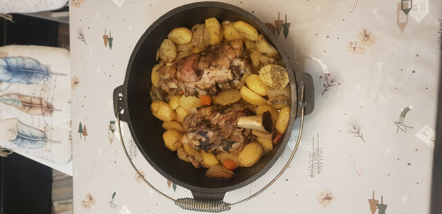 Shank with Potatoes in a Clay Pot