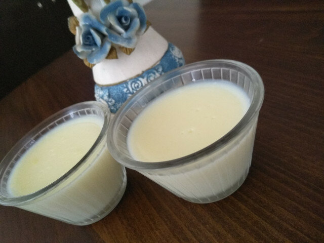 Easy Vanilla Cream with Butter