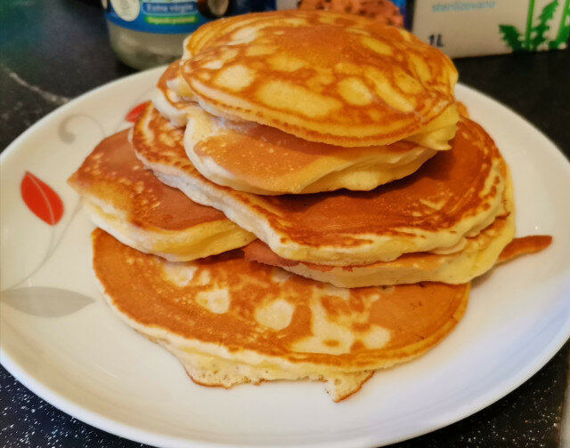 Easy and Delicious American Pancakes