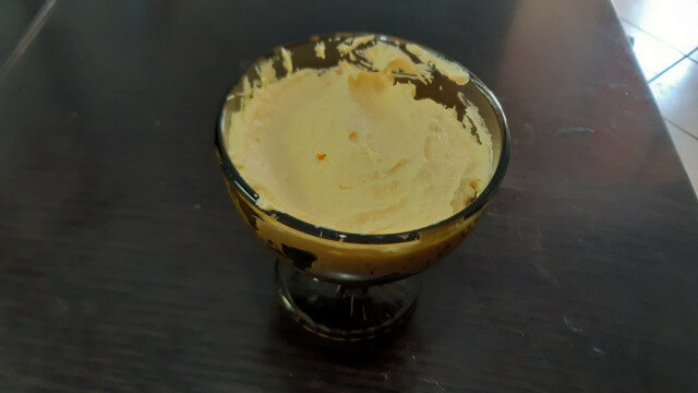 Universal Homemade Yellow Cream for Cakes, Donuts and Eclairs