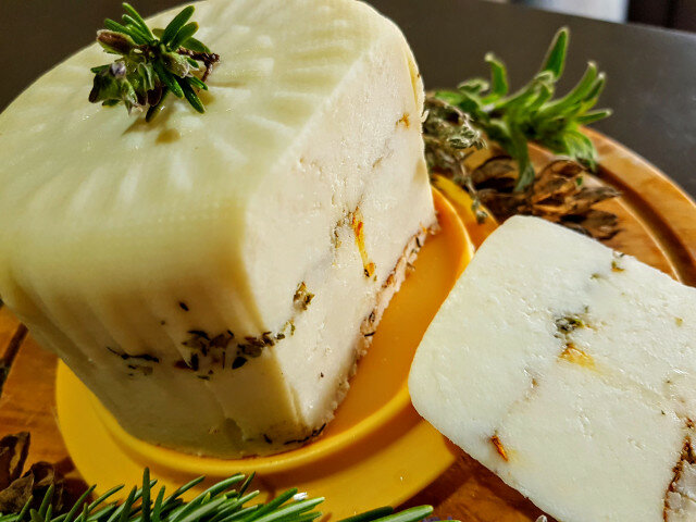 Homemade Yellow Cheese with Herbs