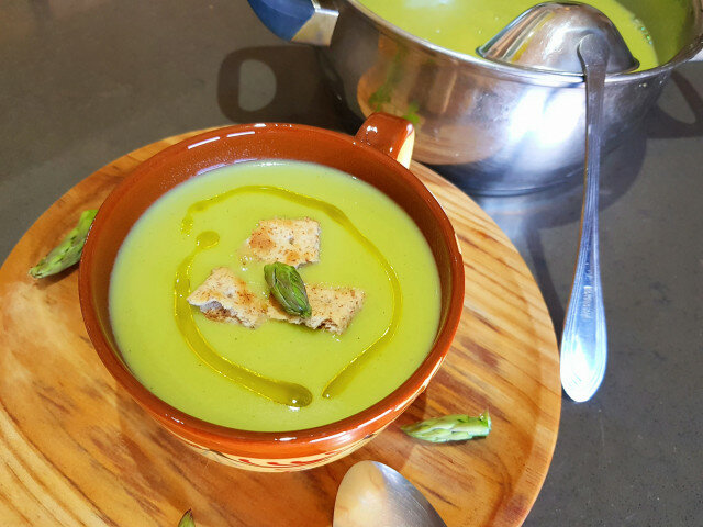 Asparagus and Leek Cream Soup