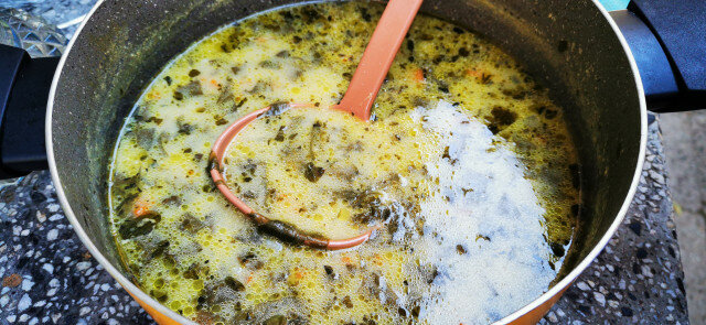 Classic Spinach Soup