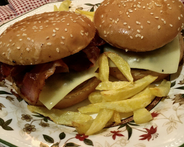 Homemade Beef Burgers with Bacon and Gouda