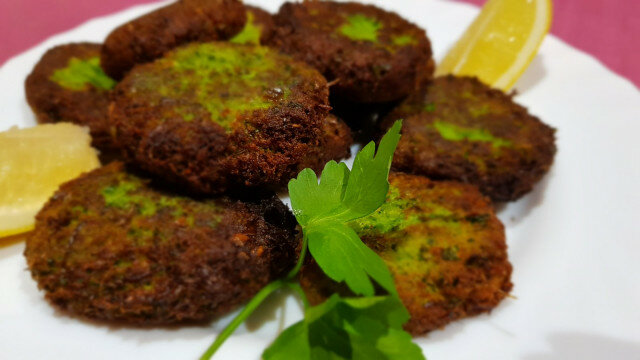 Parsley Patties with Cheese and Spring Onions