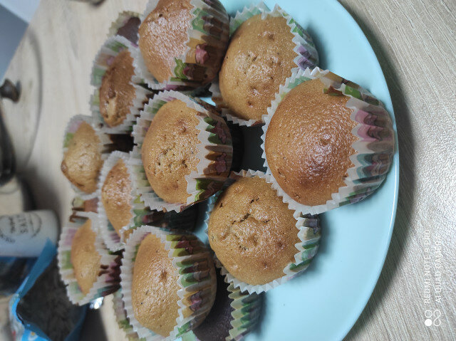 Easy Muffins with Jam