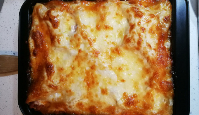 Lasagna with Minced Meat and Béchamel Sauce