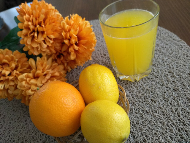 Orange, Lemon and Mint Lemonade