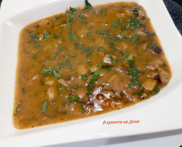 Mushroom Porridge with Spring Onions