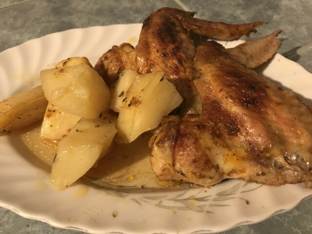 Chicken Wings with Potatoes