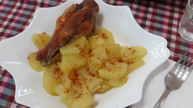 Baked Turkey Drumsticks with New Potatoes
