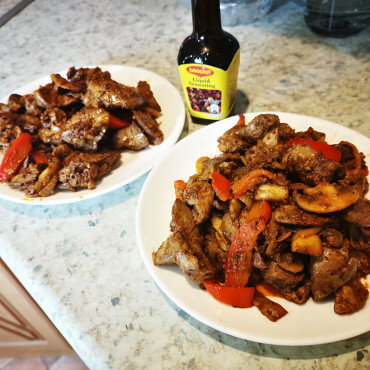 Country-Style Livers with Onions