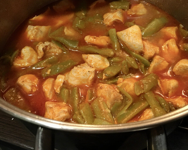 Spicy Green Bean and Chicken Stew
