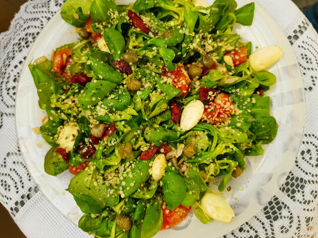 Healthy Hemp Seed Salad