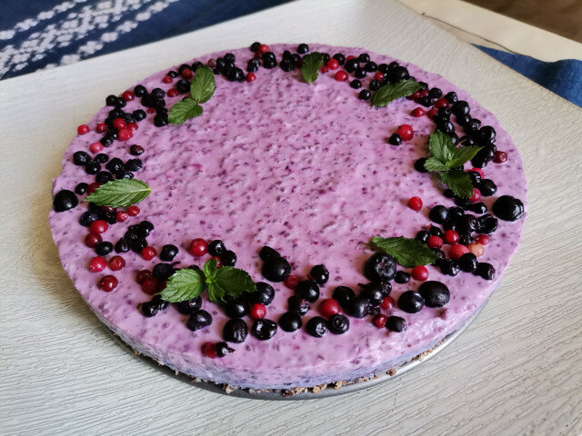 Blueberry Cheesecake with Ricotta and Chia
