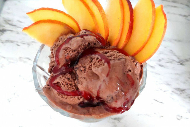 Chocolate Ice Cream Sundae with Nectarines