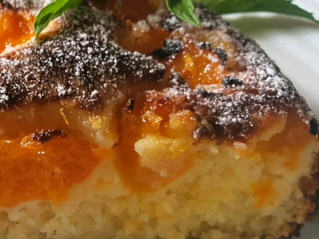 Apricot and Cottage Cheese Cake