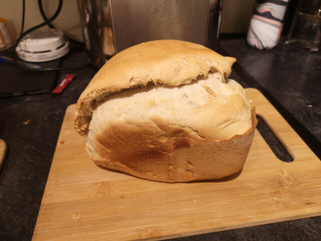 Homemade Bread with Dry Yeast