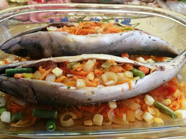 Delicious Baked Mackerel with Vegetables