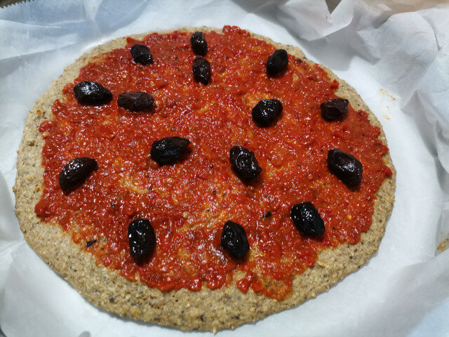 Healthy Pizza with Oat Bran Crust
