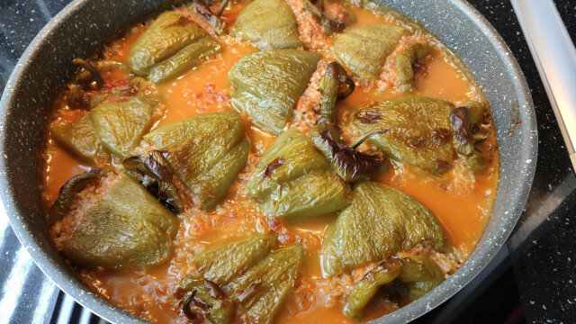 Stuffed Bell Peppers with Bulgur