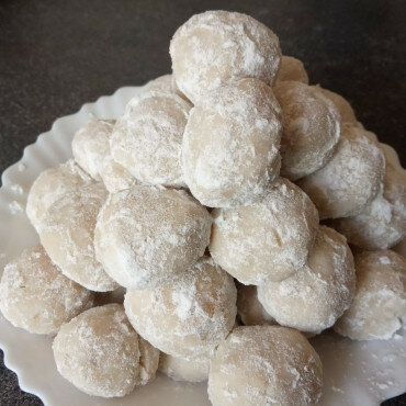 Armenian Cookies with Walnuts and Turkish Delight