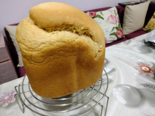 Fluffy Bread in a Bread Maker