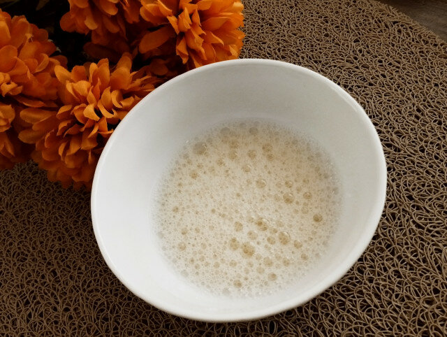 Face Mask with Egg White and Honey