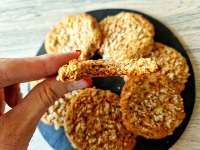 Boiled Wheat Biscuits