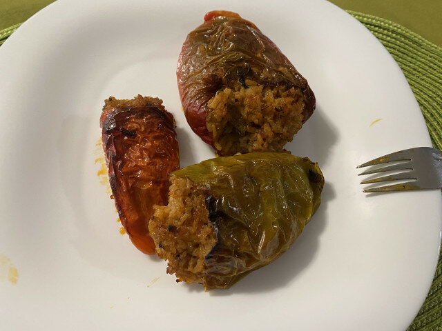 Lean Stuffed Peppers with Rice and Lentils