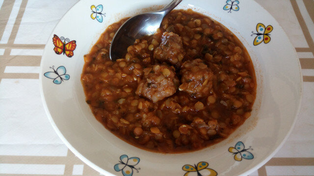 Red Lentil Stew with Meatballs