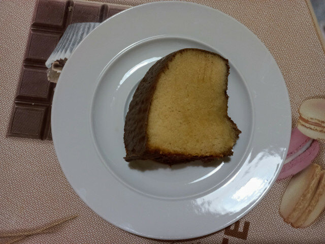Spelt Sponge Cake with Chocolate Glaze