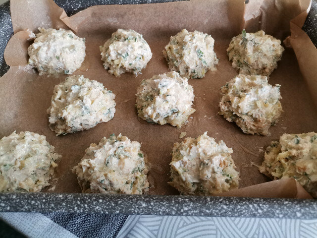 Oven-Baked Zucchini and Cottage Cheese Patties