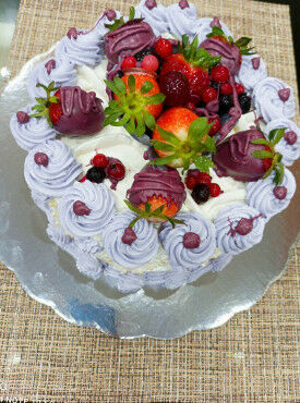 Blueberry and Mascarpone Cream Cake