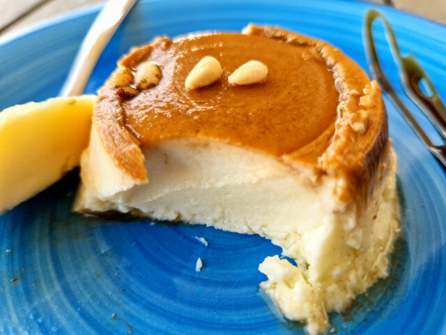 Cheesecake Dessert with Pine Nuts and Caramel