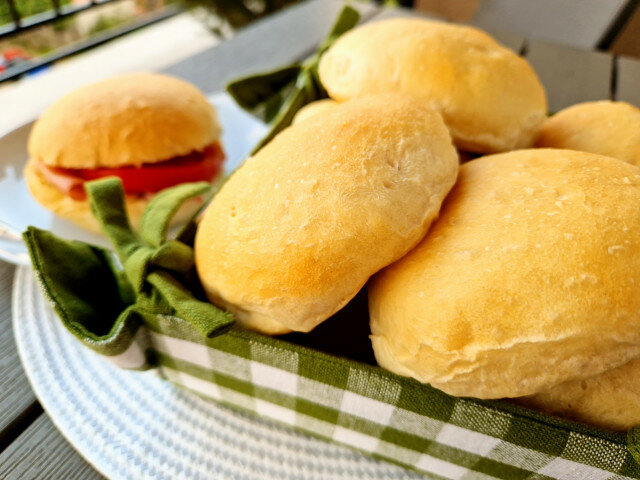 Olive Oil Bread Rolls for Sandwiches
