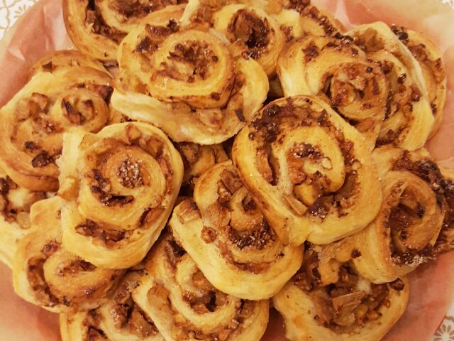 Cinnamon Puff Pastry Snails