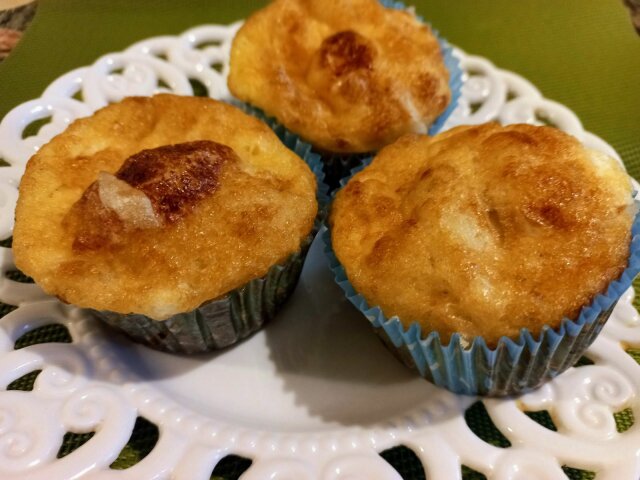 Muffin Pastries with Goat Cheese