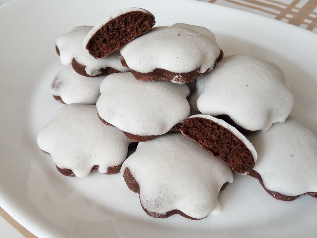 Cocoa Cookies with White Glaze