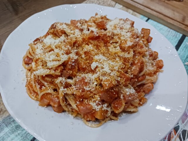 Spicy Pasta Amatriciana