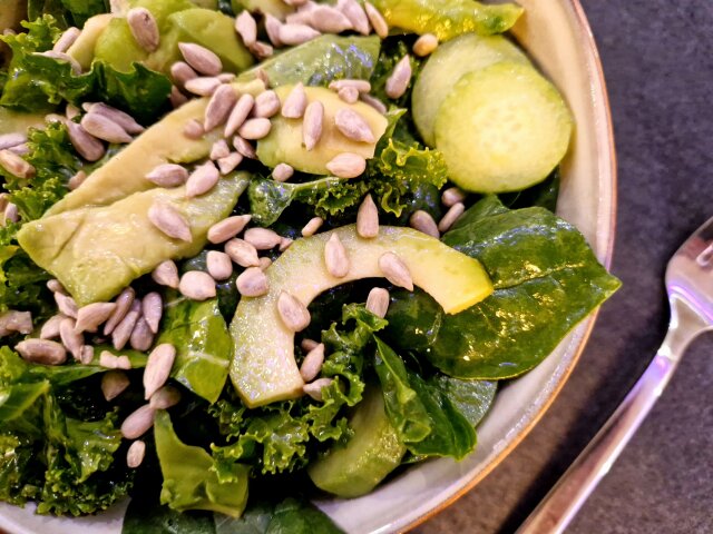 Kale, Spinach and Avocado Salad