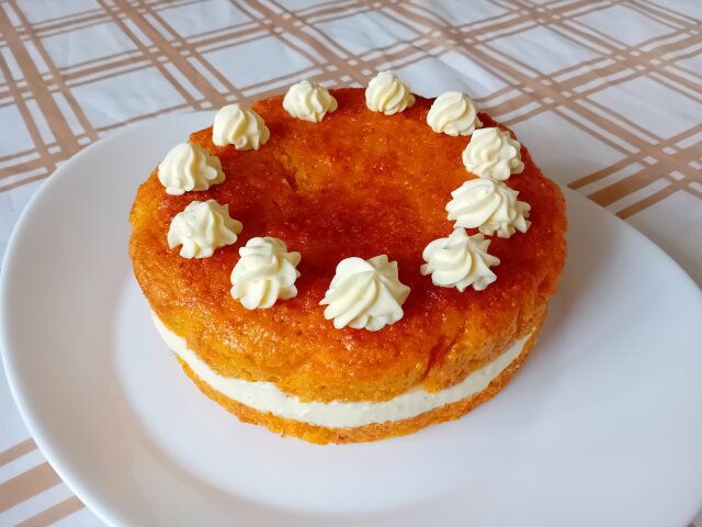 Carrot Cake with Almonds and Mascarpone