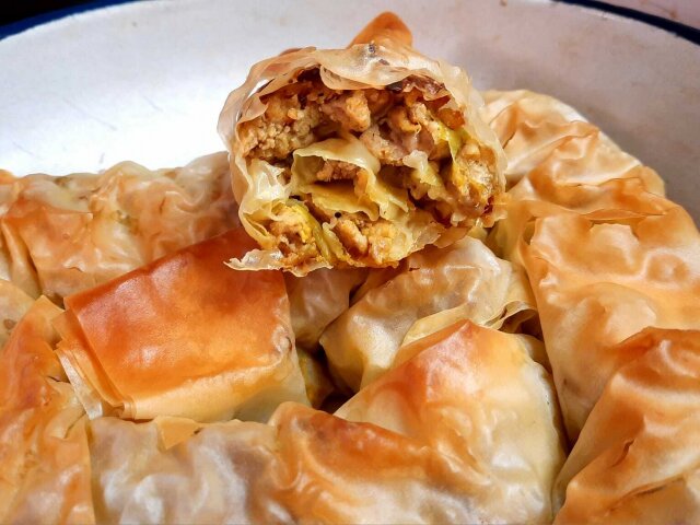 Phyllo Pastry with Leeks and Mince