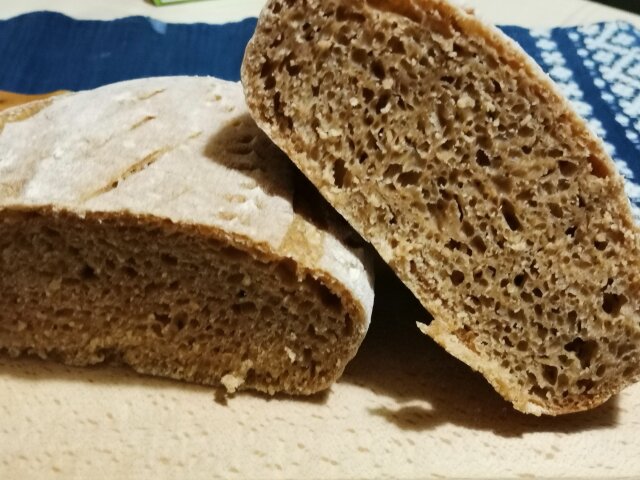 Whole Grain Bread with Natural Sourdough